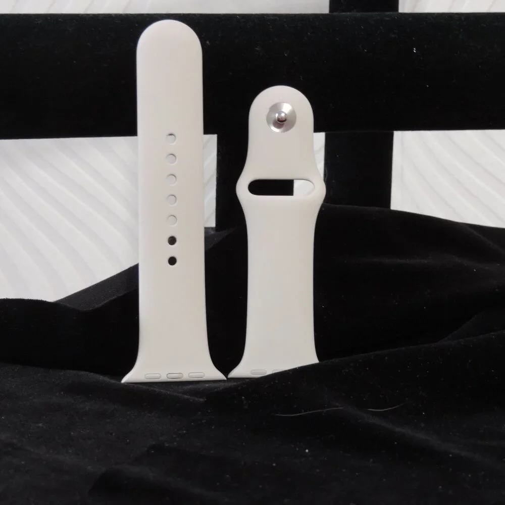 Apple Smartwatch Sport band 45mm in Starlight
